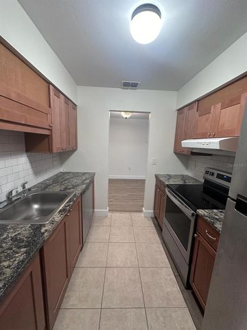 310 CHEROKEE COURT F, Altamonte Springs, FL 32701