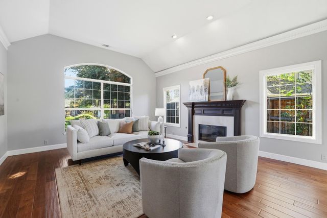 4330 Hale Ranch Ln, Fair Oaks, CA 95628