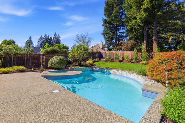 4330 Hale Ranch Ln, Fair Oaks, CA 95628