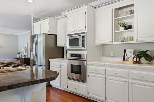 4330 Hale Ranch Ln, Fair Oaks, CA 95628