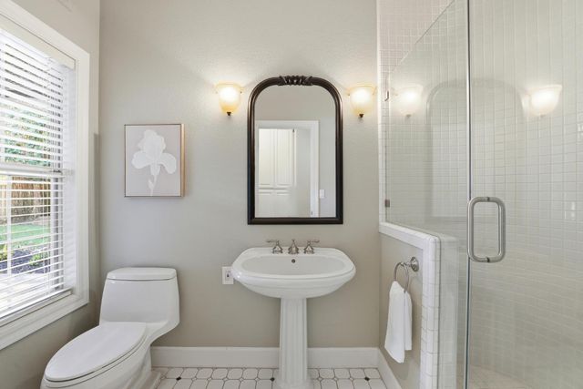 4330 Hale Ranch Ln, Fair Oaks, CA 95628