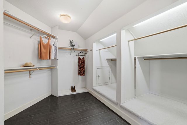 4330 Hale Ranch Ln, Fair Oaks, CA 95628