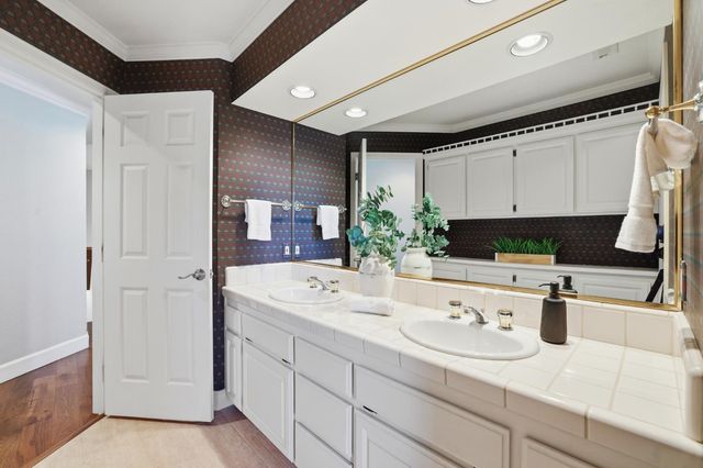 4330 Hale Ranch Ln, Fair Oaks, CA 95628