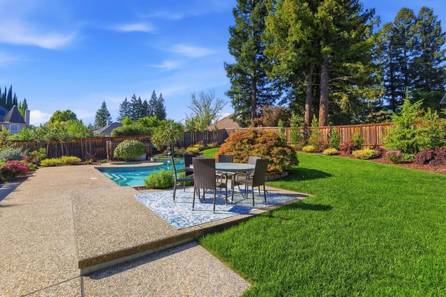 4330 Hale Ranch Ln, Fair Oaks, CA 95628