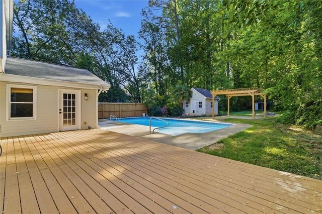 153 Colemans Bluff Drive, Woodstock, GA 30188