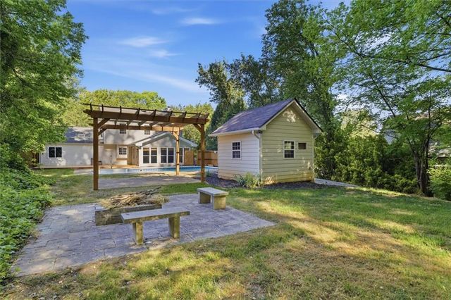 153 Colemans Bluff Drive, Woodstock, GA 30188