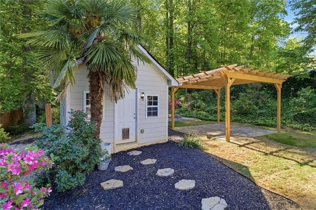 153 Colemans Bluff Drive, Woodstock, GA 30188