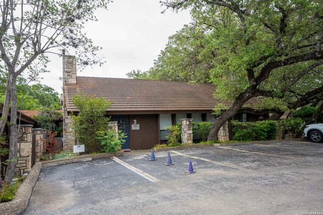 8004 West Ave, San Antonio, TX 78213