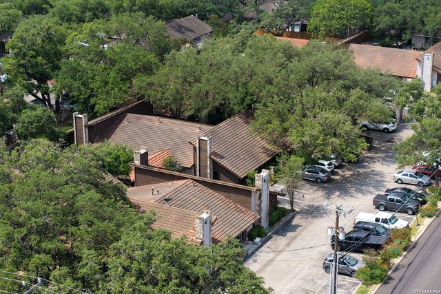 8004 West Ave, San Antonio, TX 78213