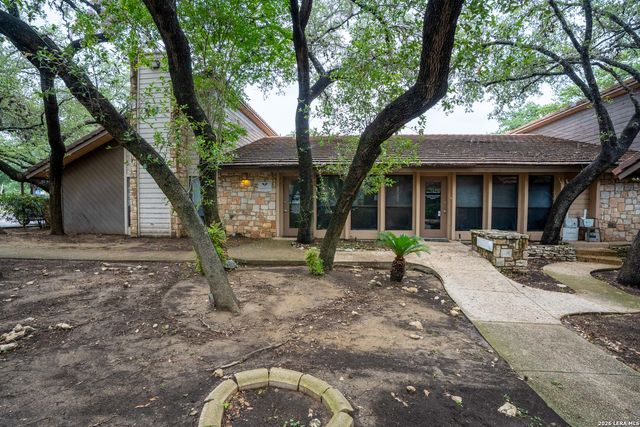 8004 West Ave, San Antonio, TX 78213