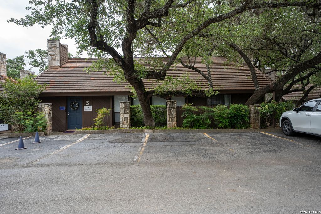 8004 West Ave, San Antonio, TX 78213
