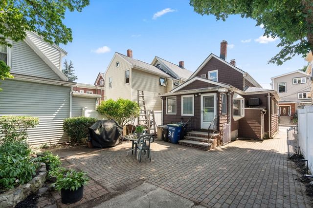 31 Everett Ave, Somerville, MA 02145