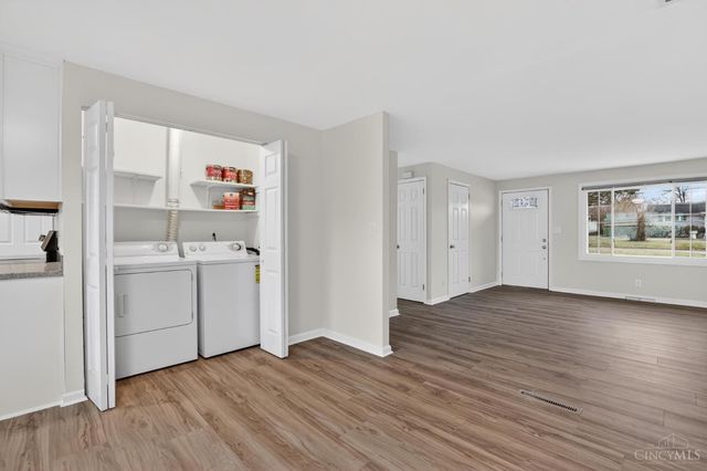 694 Park Avenue, Springdale, OH 45246