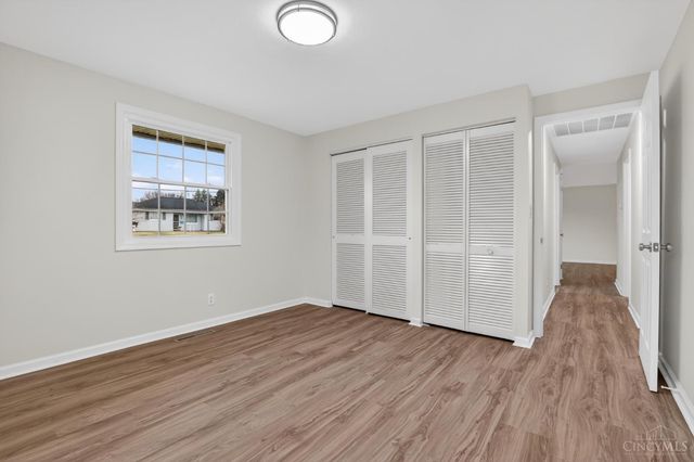 694 Park Avenue, Springdale, OH 45246