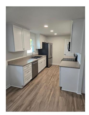 694 Park Avenue, Springdale, OH 45246