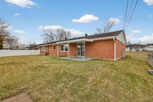 694 Park Avenue, Springdale, OH 45246