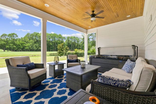 1838 Wood Stork Dr., Conway, SC 29526