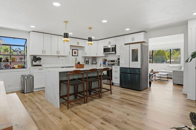 6744 S 1560 E, Cottonwood Heights, UT 84121