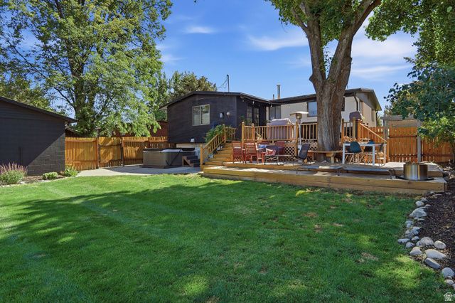 6744 S 1560 E, Cottonwood Heights, UT 84121