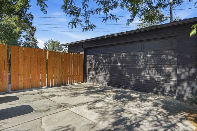 6744 S 1560 E, Cottonwood Heights, UT 84121