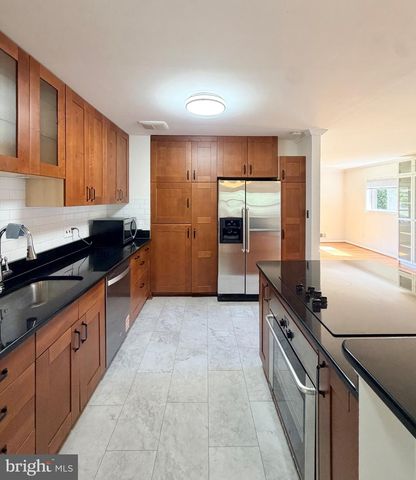 7111 NORWALK ST, Falls Church, VA 22043