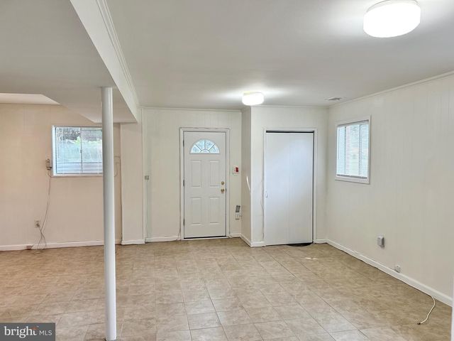 7111 NORWALK ST, Falls Church, VA 22043