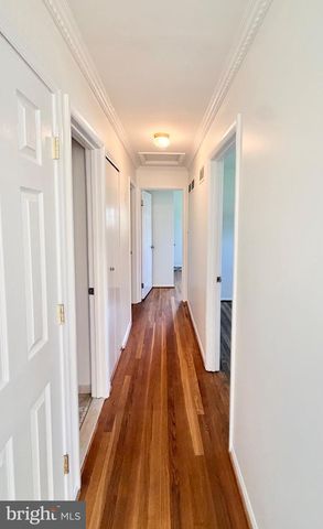 7111 NORWALK ST, Falls Church, VA 22043