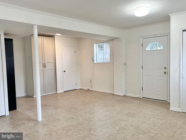 7111 NORWALK ST, Falls Church, VA 22043