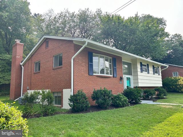7111 NORWALK ST, Falls Church, VA 22043