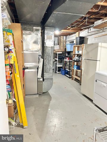 7111 NORWALK ST, Falls Church, VA 22043