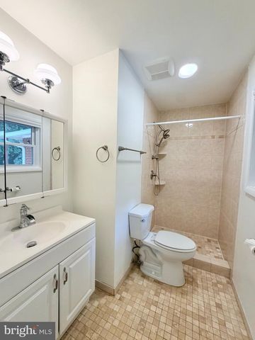 7111 NORWALK ST, Falls Church, VA 22043