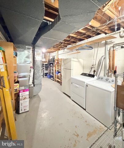 7111 NORWALK ST, Falls Church, VA 22043