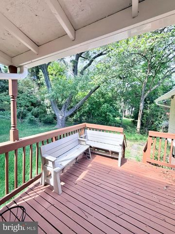7111 NORWALK ST, Falls Church, VA 22043
