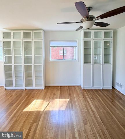7111 NORWALK ST, Falls Church, VA 22043