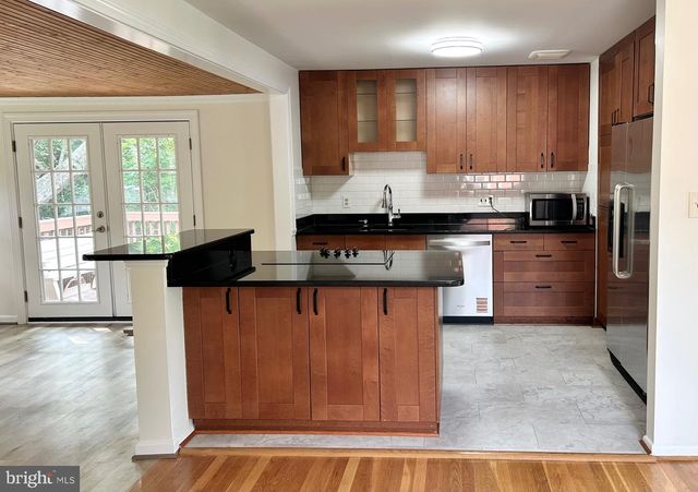 7111 NORWALK ST, Falls Church, VA 22043