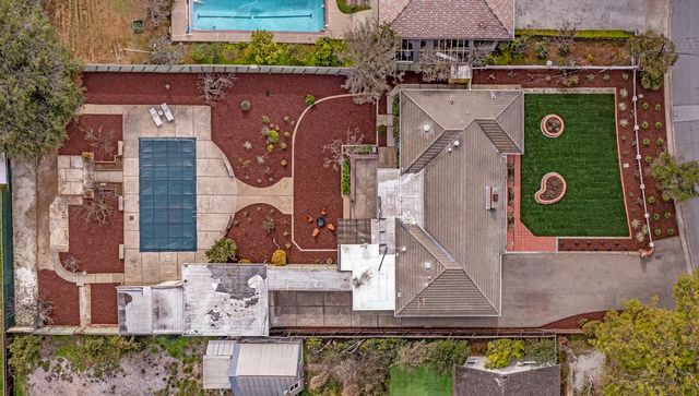 83 Doud Drive, Los Altos, CA 94022