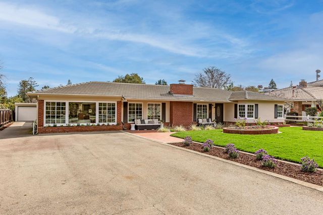 83 Doud Drive, Los Altos, CA 94022