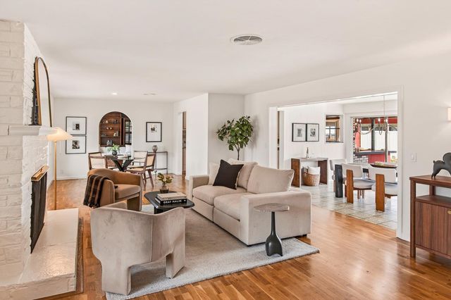 83 Doud Drive, Los Altos, CA 94022