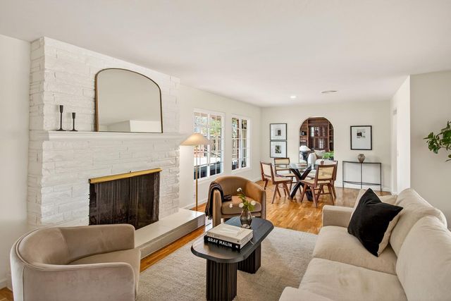 83 Doud Drive, Los Altos, CA 94022