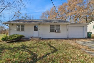 903 S 1st Street, Indianola, IA 50125