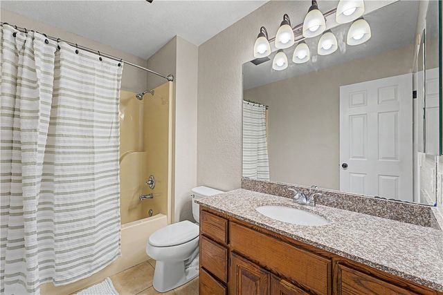 9 Minton Lane, Bella Vista, AR 72715