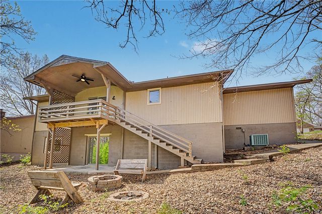 9 Minton Lane, Bella Vista, AR 72715
