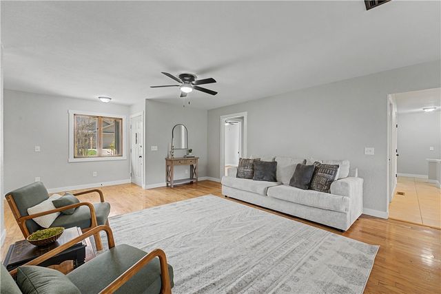 9 Minton Lane, Bella Vista, AR 72715