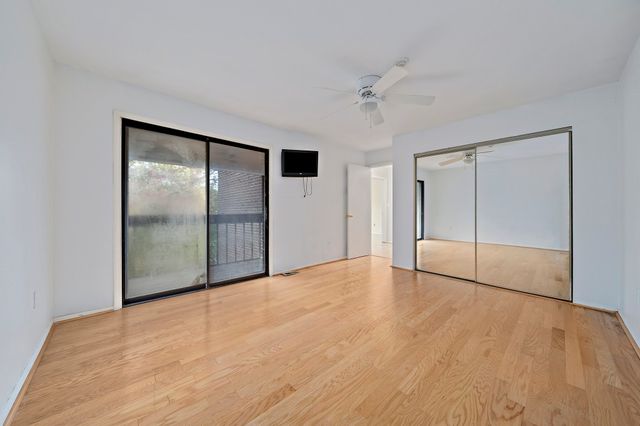 258 Greenbrook Dr 258, Stoughton, MA 02072