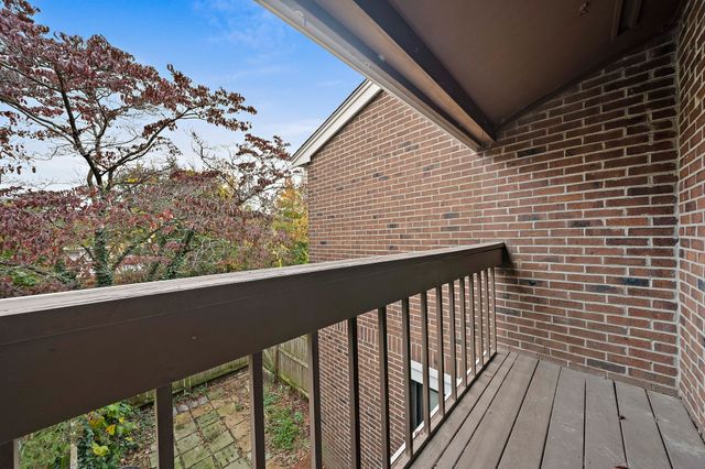 258 Greenbrook Dr 258, Stoughton, MA 02072