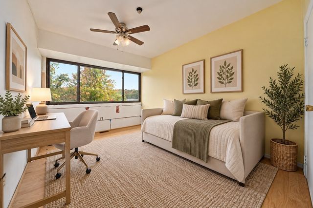 258 Greenbrook Dr 258, Stoughton, MA 02072