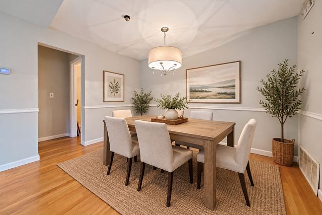 258 Greenbrook Dr 258, Stoughton, MA 02072