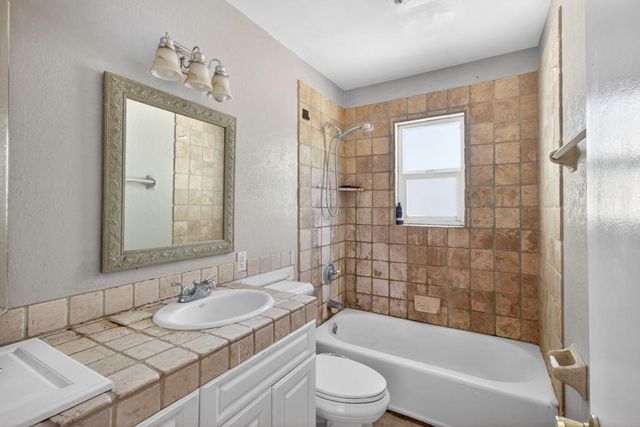 8780 Elm Ave, Orangevale, CA 95662