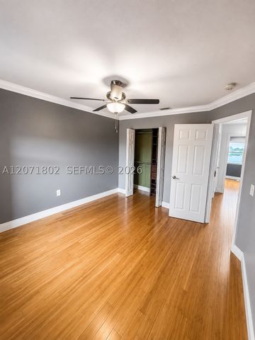 2561 W 60th Pl 102-1, Hialeah, FL 33016