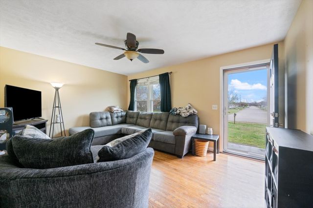 615 Rosa Dr, Lebanon, TN 37087